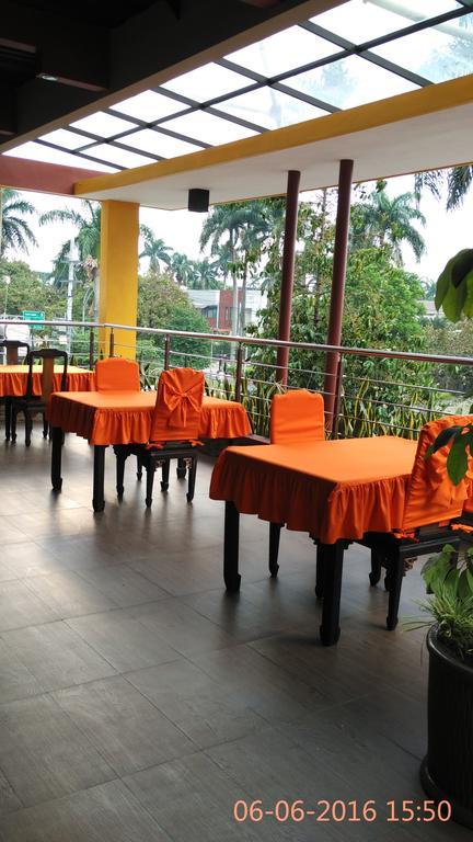 Malang City Boulevard Homestay Buitenkant foto