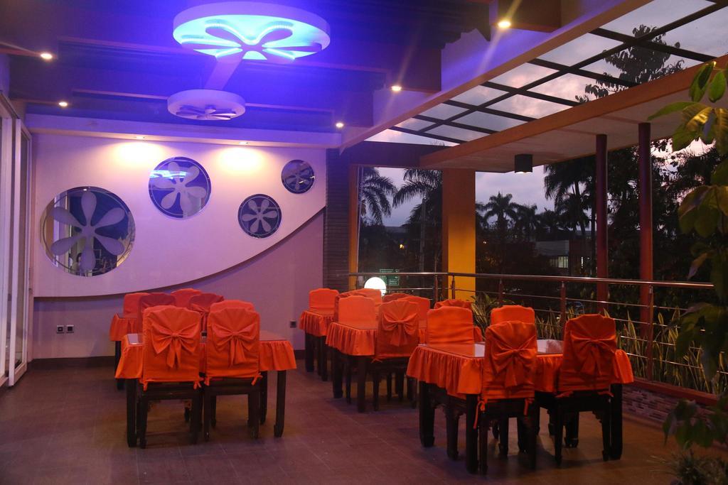 Malang City Boulevard Homestay Buitenkant foto