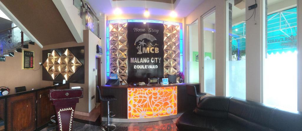 Malang City Boulevard Homestay Buitenkant foto