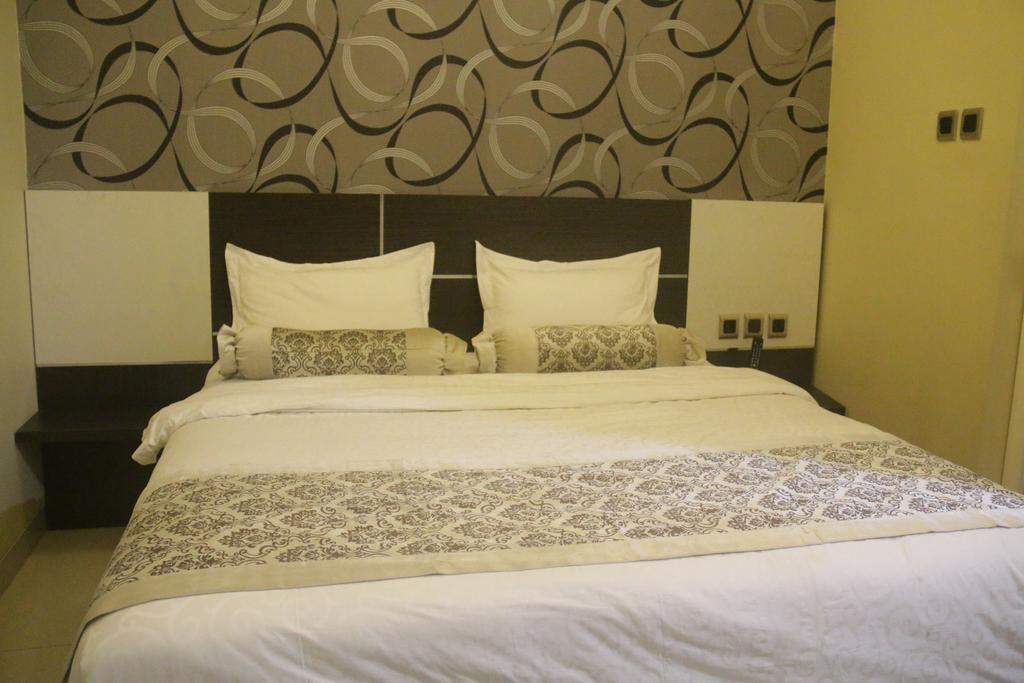 Malang City Boulevard Homestay Buitenkant foto