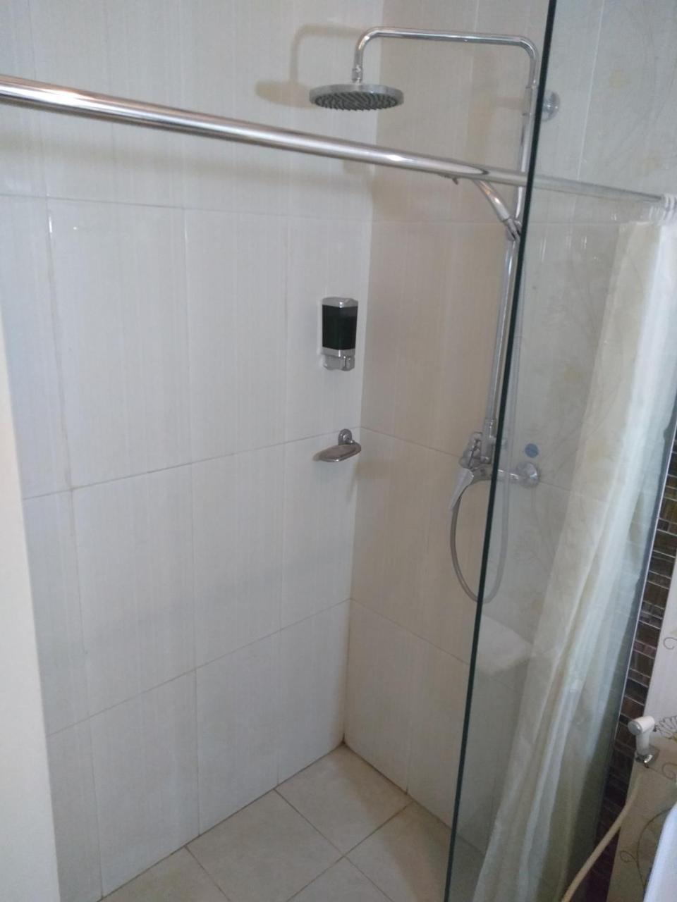 Malang City Boulevard Homestay Buitenkant foto